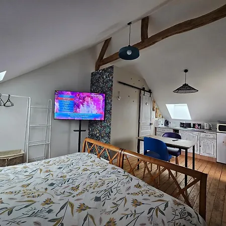 Domaine De La Dolce De La Rivière Appartement Gaudreville-la-Riviere